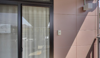 港北コスモス保育園 - 横浜市 1 AF1QipP5ZaJav108tWQKfItPNtAgMrCZ8a5GXyFdLHAcw408 h240 k no pi 0 ya186.25244 ro0 fo100